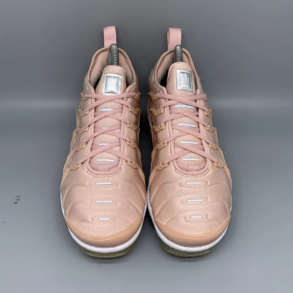 Nike Air VaporMax Plus Pink Oxford DM8327-600 Women's‎ Sz 8.5